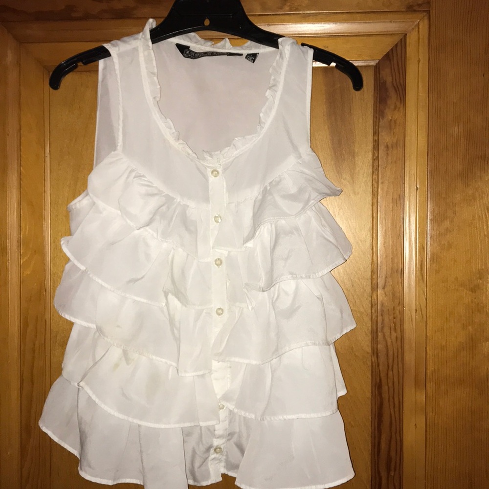 Adorable summer white top
